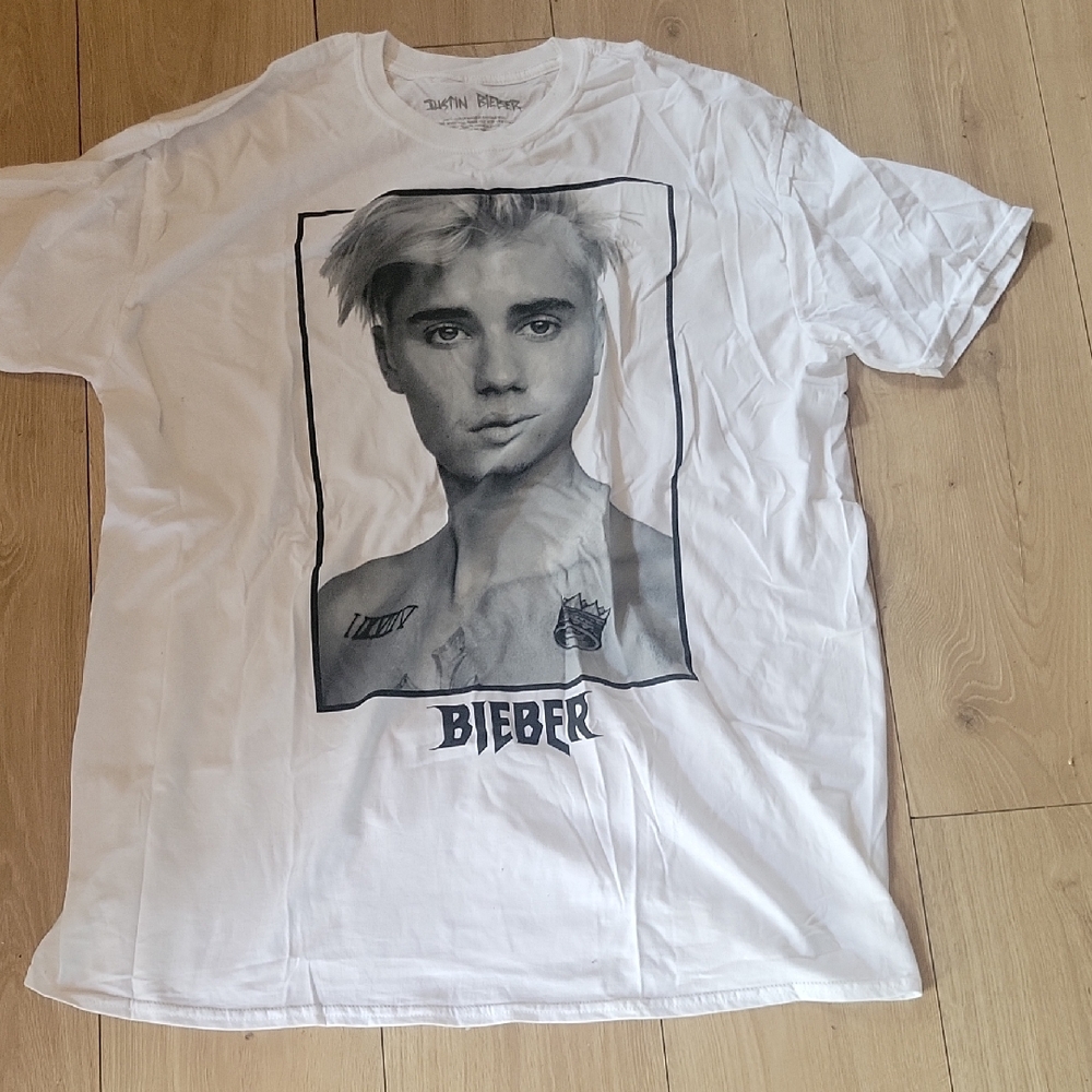 Justin Bieber White Tee with Graphic Portrait